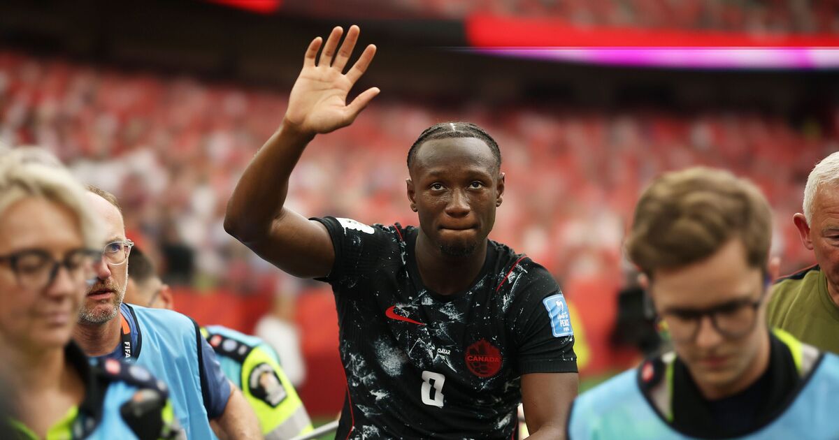 Ismael Kone publie une déclaration après qu'une horrible blessure ait interrompu le match de Coupe du monde | Football | Sport