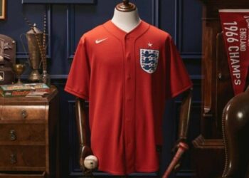 Les maillots de la Coupe du monde MLB et NFL en édition limitée de l'Angleterre en vente maintenant | Football | Sport