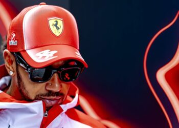 Le sort de Lewis Hamilton est scellé alors que les commissaires de F1 punissent Ferrari | F1 | Sport