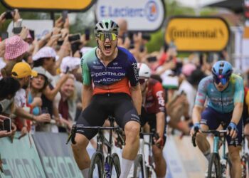 Olav Kooij s&rsquo;impose au sprint à Pau, première victoire sur le Tour
